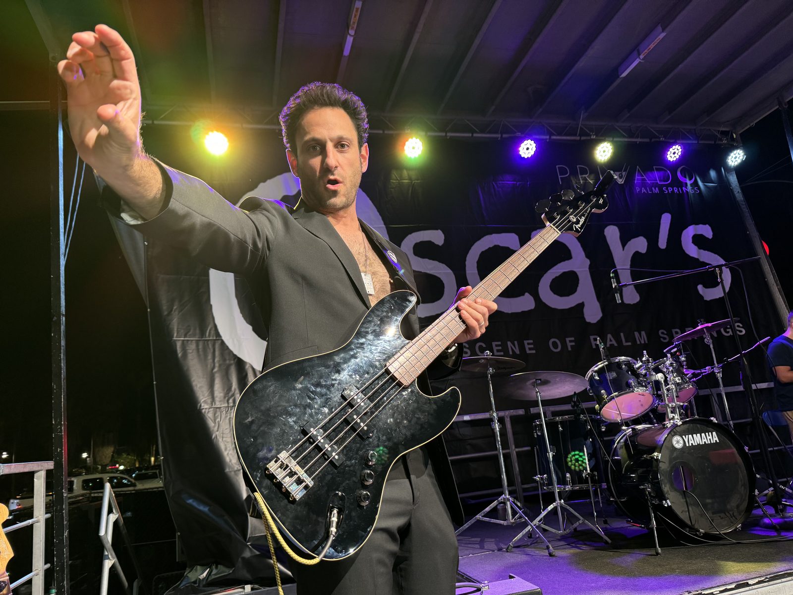 Seth, guitar